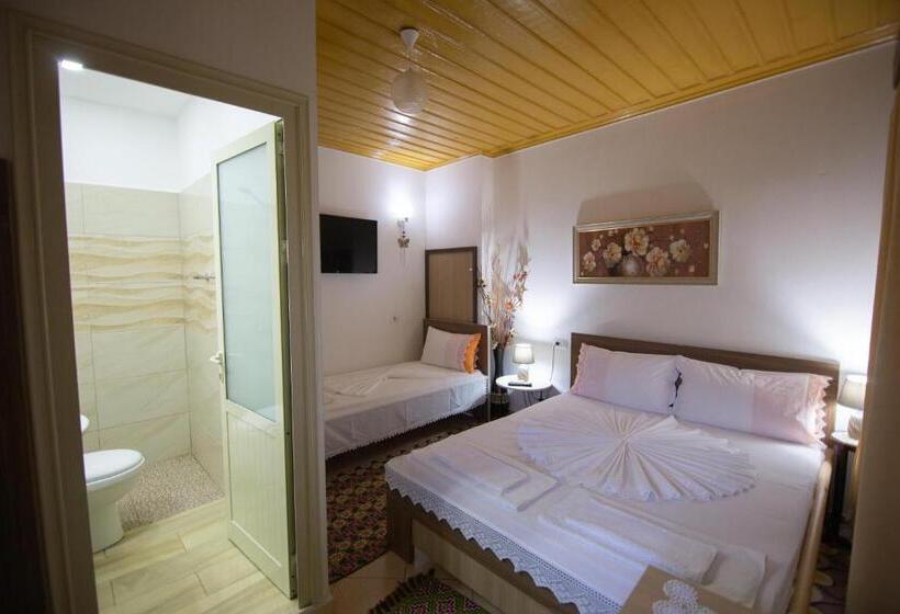 Трехместный Номер Комфорт, The Mosaic House Shtepia Me Mozaik