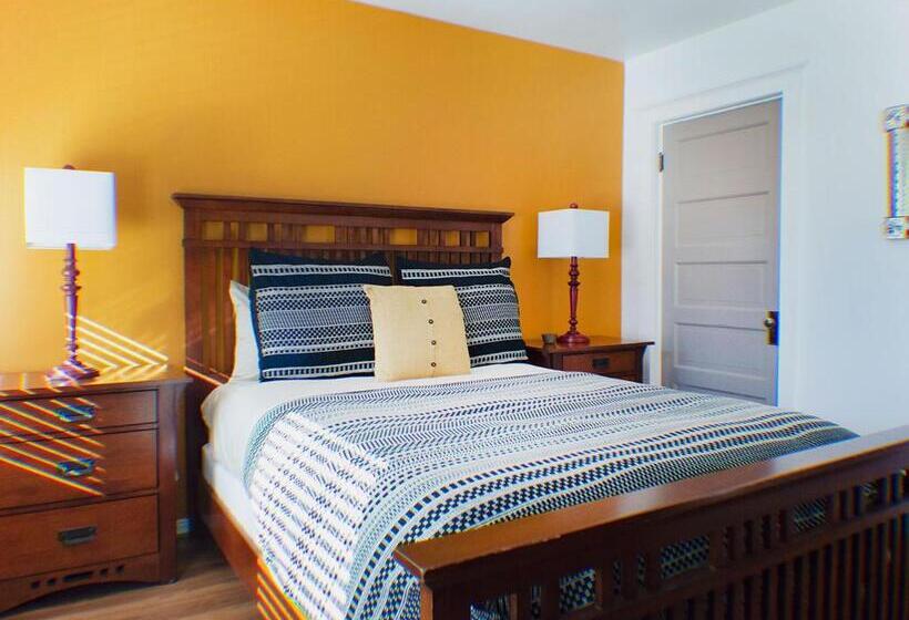 Апартаменты Deluxe 1 Спальня, Eldorado Suites