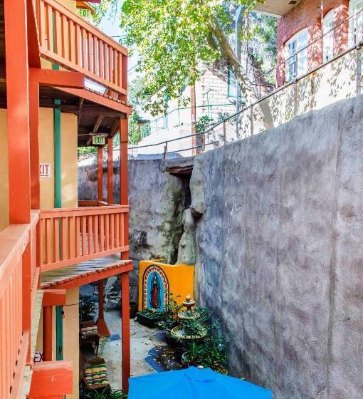 Апартаменты 2 Спальни, Eldorado Suites