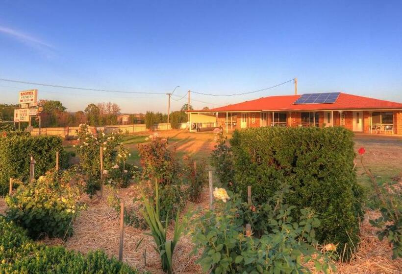 סוויטה משפחתית, Golfers Inn