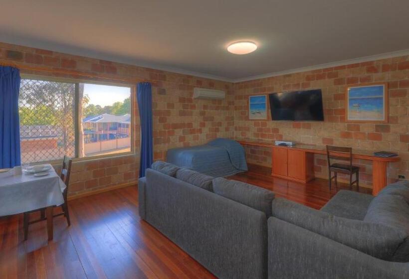 דירת שני חדרים, Golfers Inn