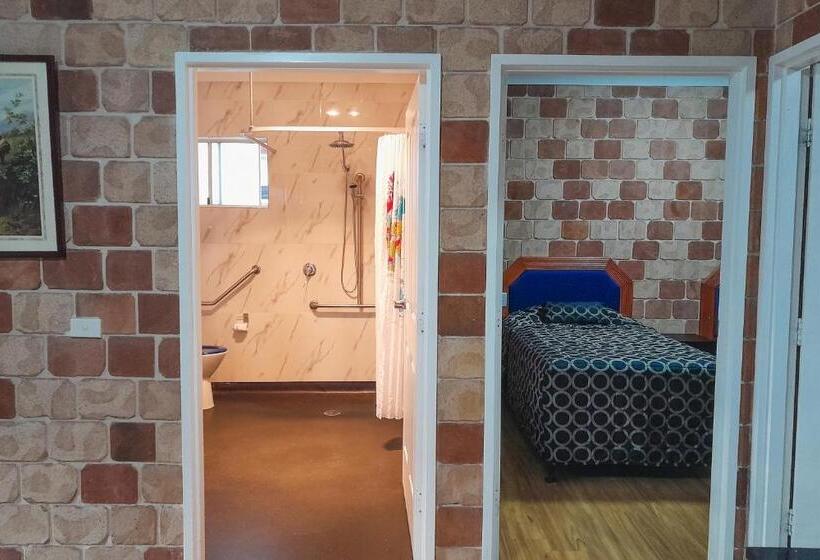 דירת שני חדרים, Golfers Inn