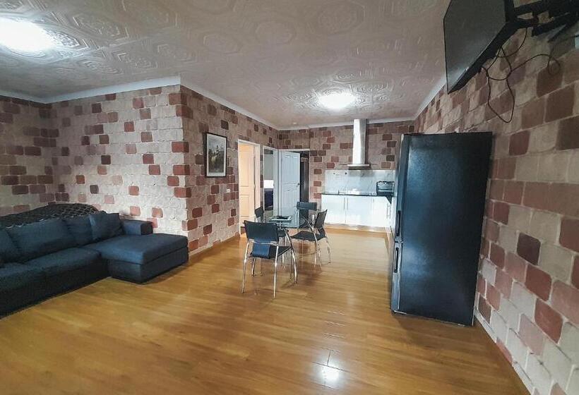 דירת שני חדרים, Golfers Inn