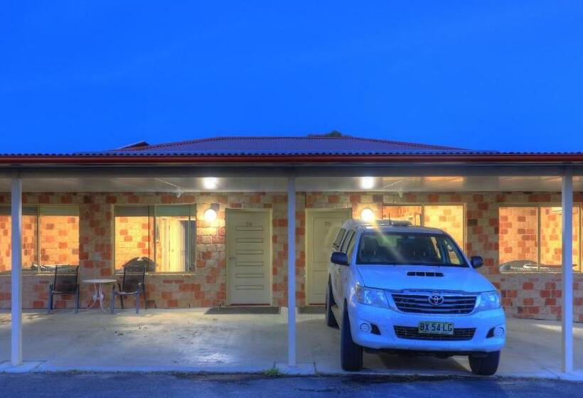 דירת שני חדרים, Golfers Inn