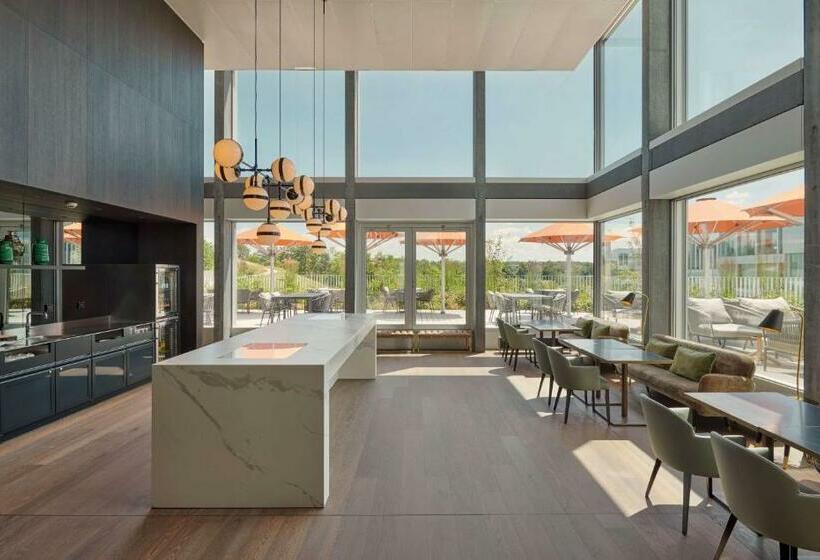 Camera Club Letto King, Hyatt Regency Zurich Airport Circle