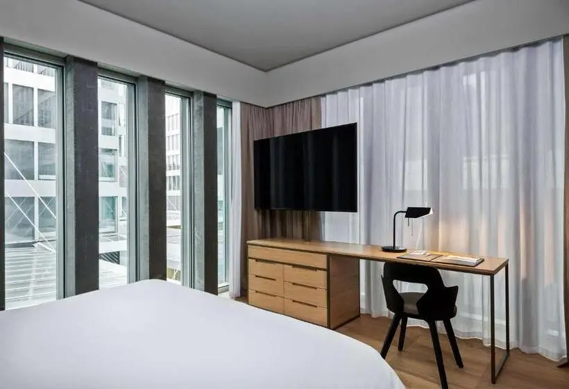 اتاق استاندارد با تخت بزرگ, Hyatt Regency Zurich Airport Circle