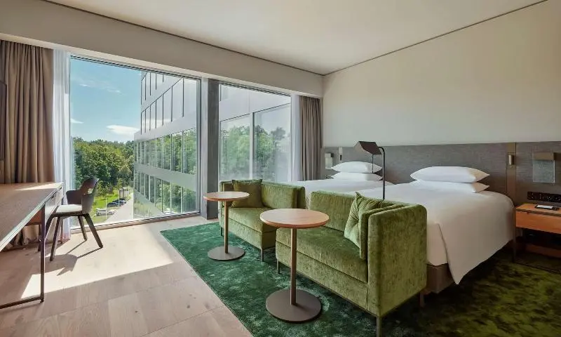 اتاق استاندارد, Hyatt Regency Zurich Airport Circle
