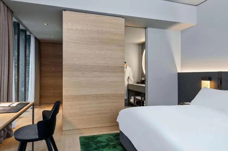 اتاق دلوکس با چشمانداز پارک, Hyatt Regency Zurich Airport Circle