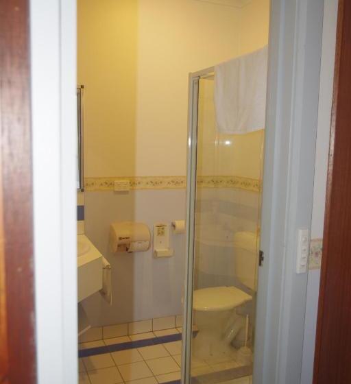 Номер Стандарт, The Grand Halls Gap