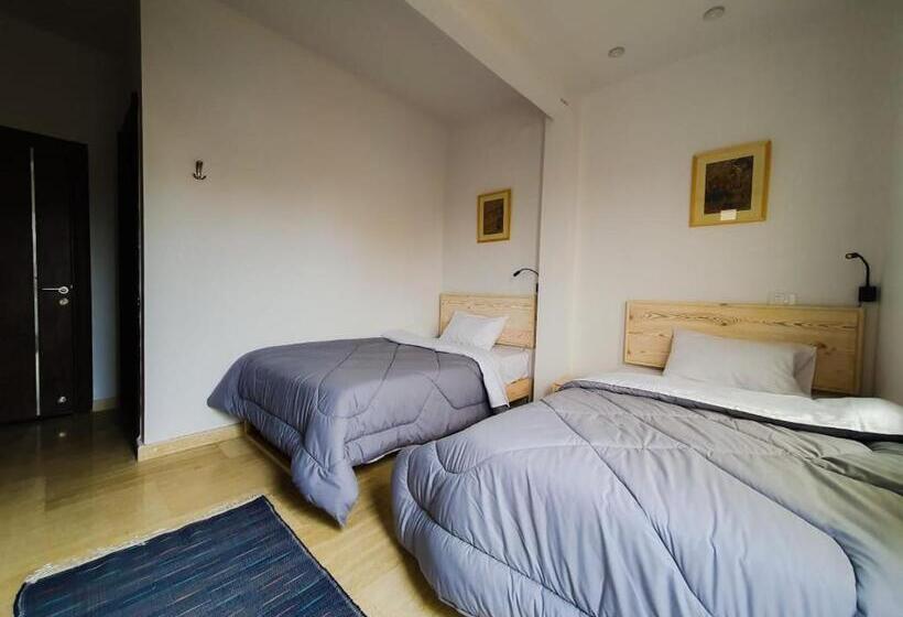 اتاق استاندارد, Madina Hostel