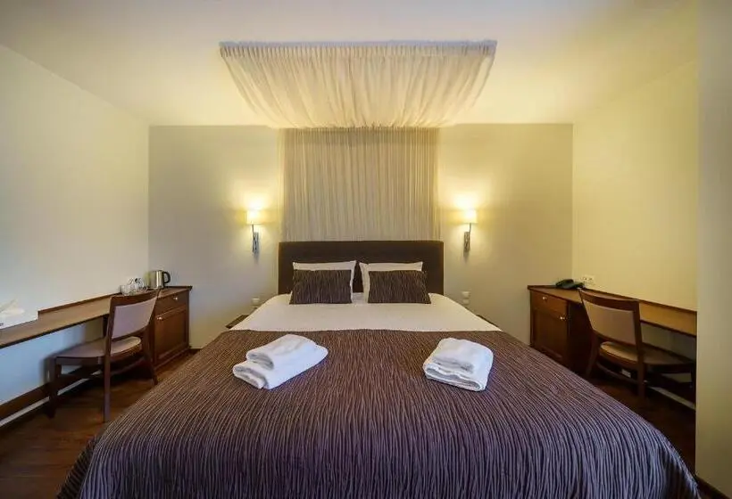 استودیوی لوکس, Motel Panorama