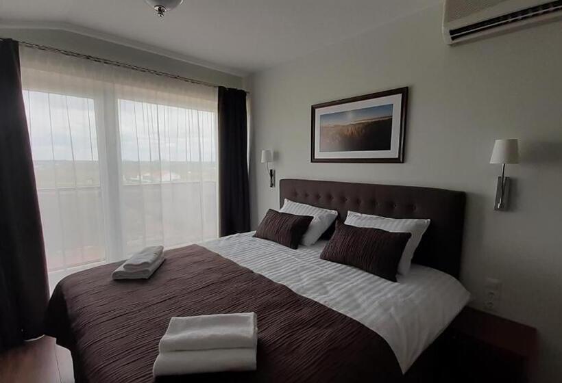 اتاق لوکس با بالکن, Motel Panorama