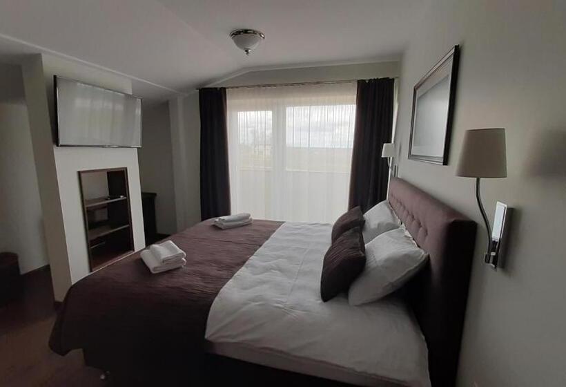 اتاق لوکس با بالکن, Motel Panorama