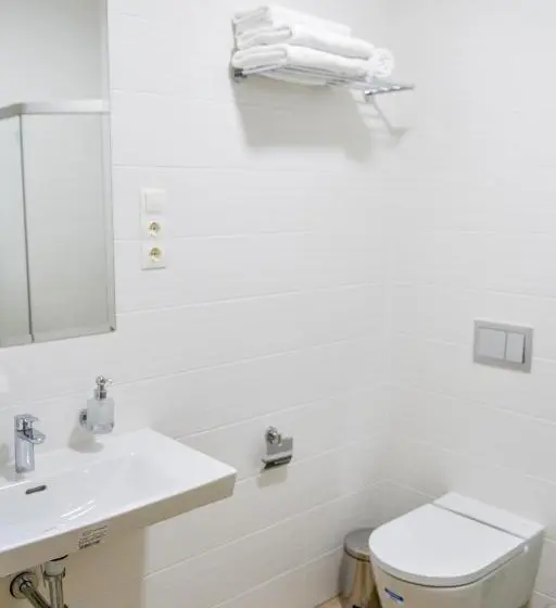 استودیوی استاندارد, Motel Panorama
