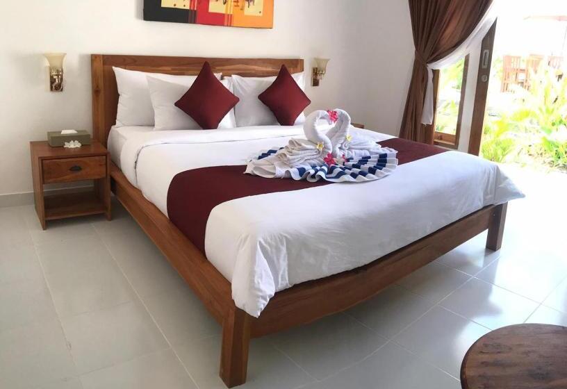 デラックスルーム, Adi Abian Villa