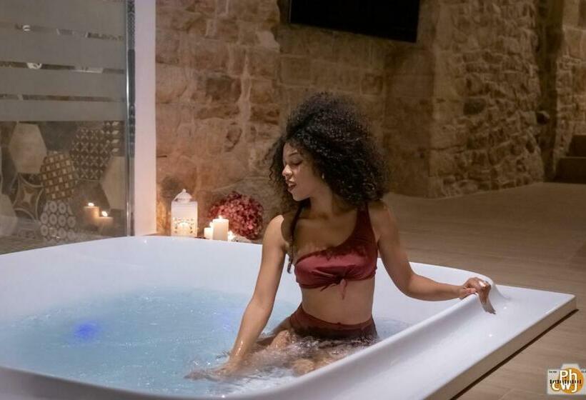 غرفة قياسية مزوَّدة بجاكوزي, Suite 123 Luxury B&b Con Jacuzzi