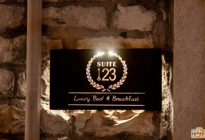 غرفة قياسية مزوَّدة بجاكوزي, Suite 123 Luxury B&b Con Jacuzzi