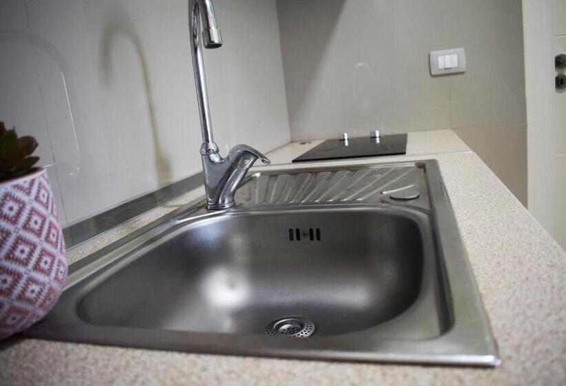 חדר בסיסי לשלושה, Villa Kristina