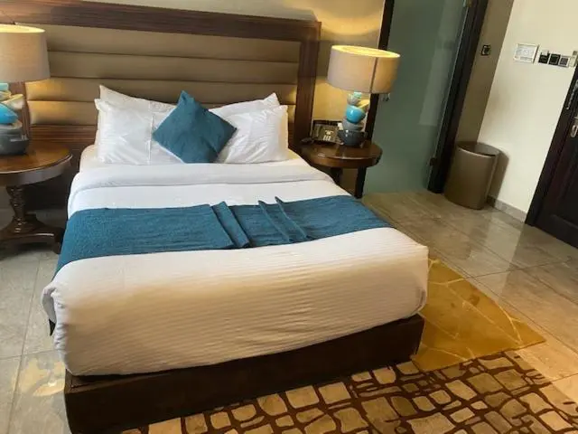 デラックスルーム, The Palms By Eagles Accra