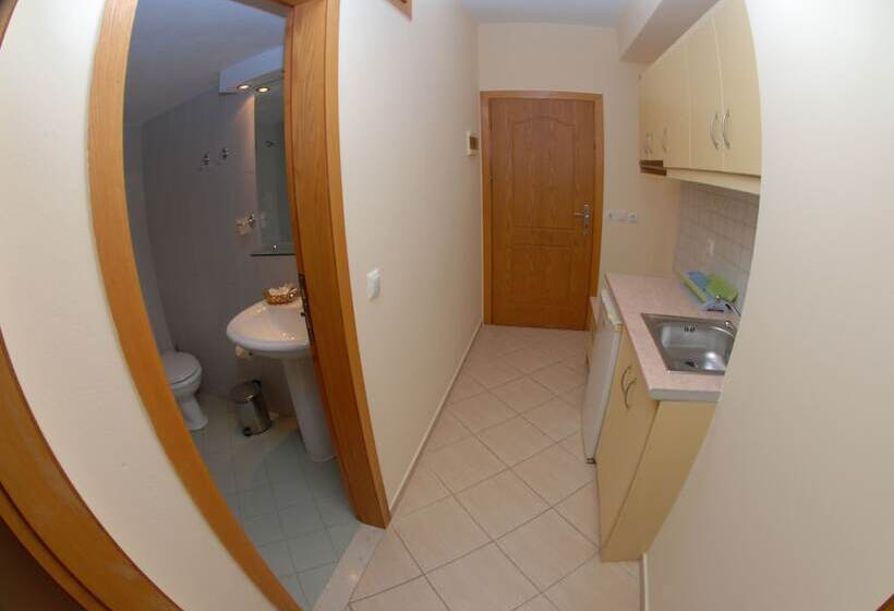 バルコニー付きスタンダードルーム, Nikos Hotel And Apartments