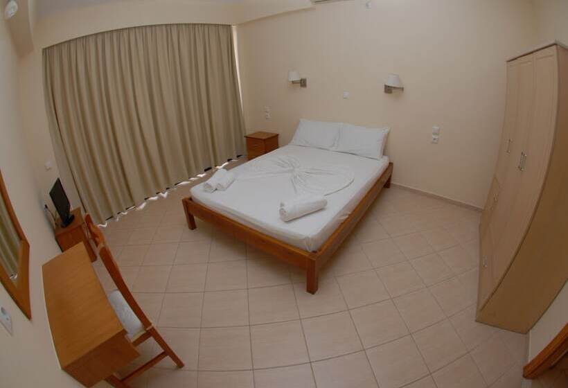 バルコニー付きスタンダードルーム, Nikos Hotel And Apartments