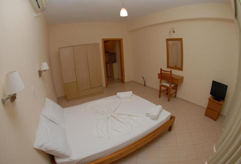 バルコニー付きスタンダードルーム, Nikos Hotel And Apartments