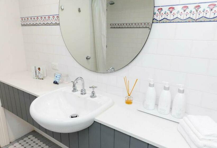 סוויטה, Closeburn House