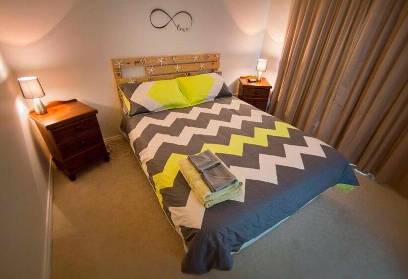 标准单人间, Pelican Perch Retreat