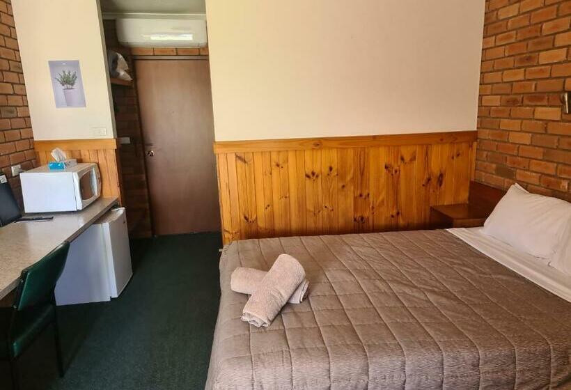 스탠다드 룸, Regency Court Motel