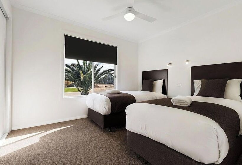 ３ベッドルームのデラックスビラ, Discovery Parks   Moama Waters