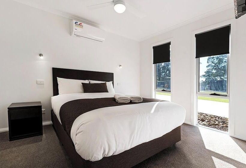 ３ベッドルームのデラックスビラ, Discovery Parks   Moama Waters