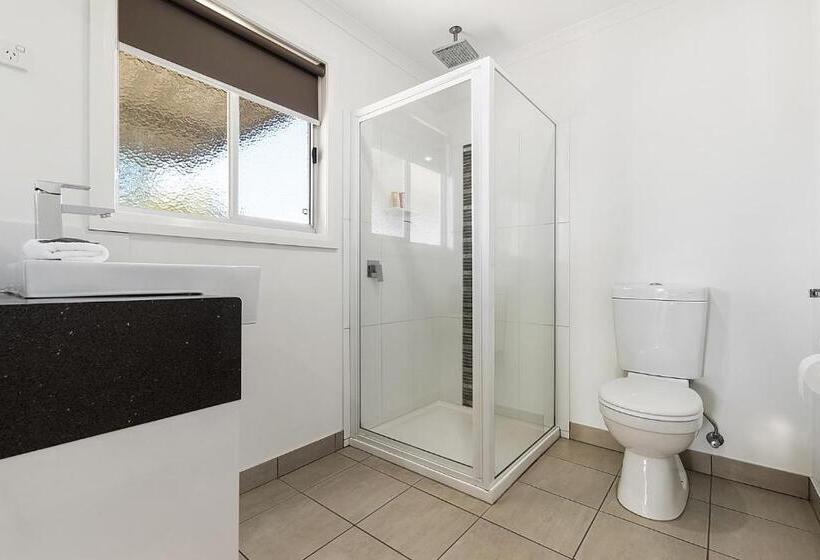 スーペリアキャビン, Discovery Parks   Moama Waters