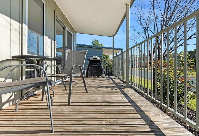 קוטג'' סופריור, Discovery Parks   Moama Waters