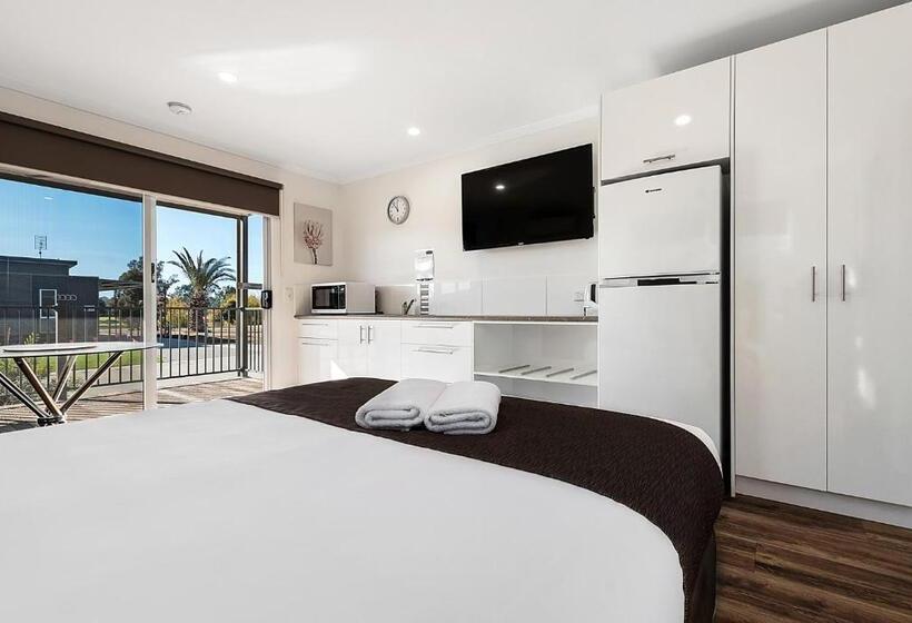 スーペリアスタジオ, Discovery Parks   Moama Waters