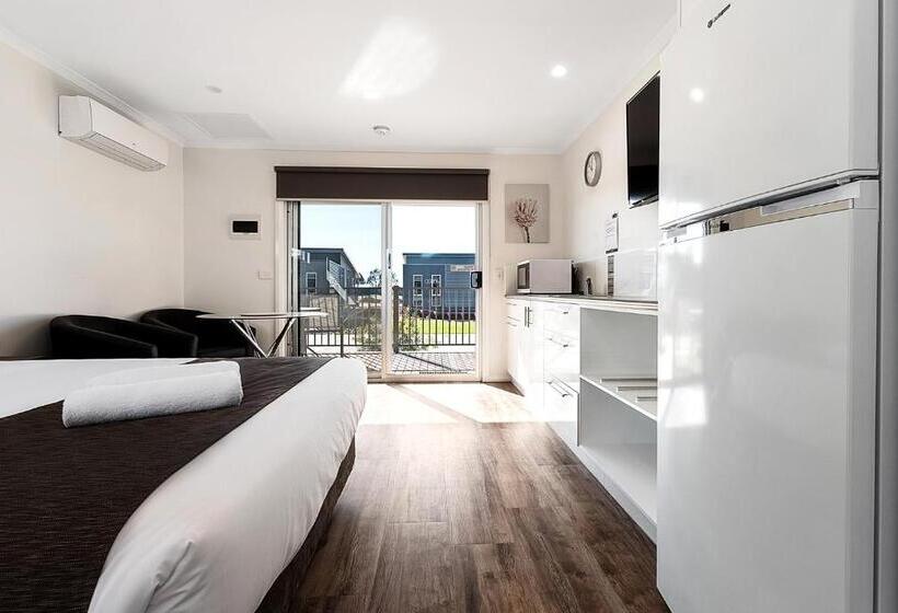 スーペリアスタジオ, Discovery Parks   Moama Waters