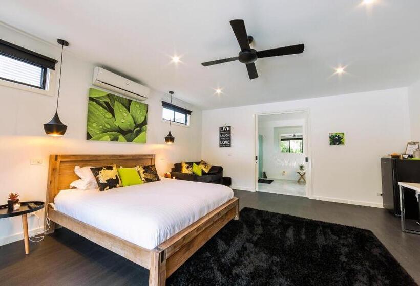 身障者適用キングサイズベッドルーム, Driftaway On Dundas