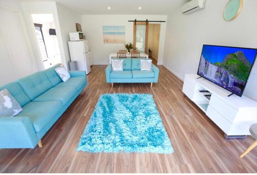 キングサイズベッドのデラックスルーム, Driftaway On Dundas