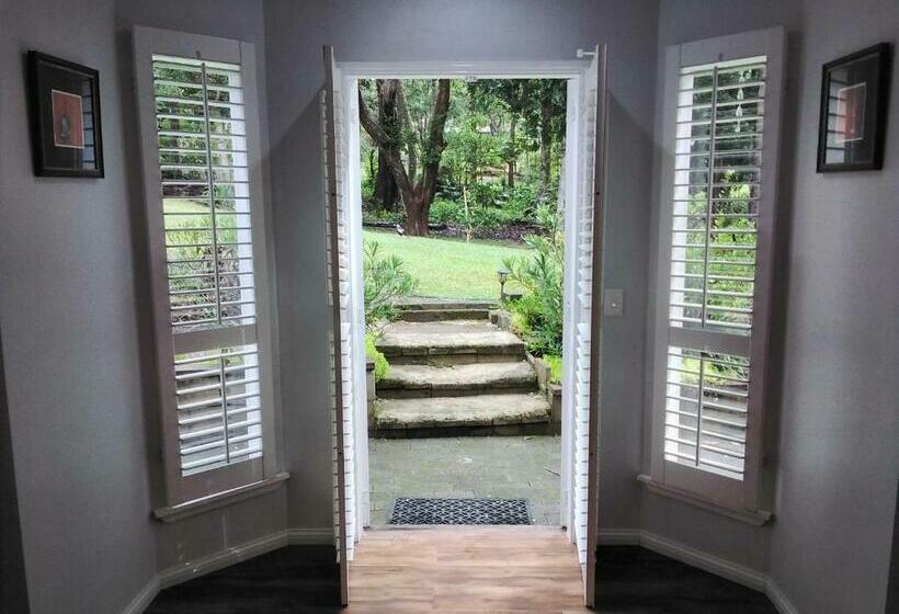 דירת שני חדרים, Keillor Lodge