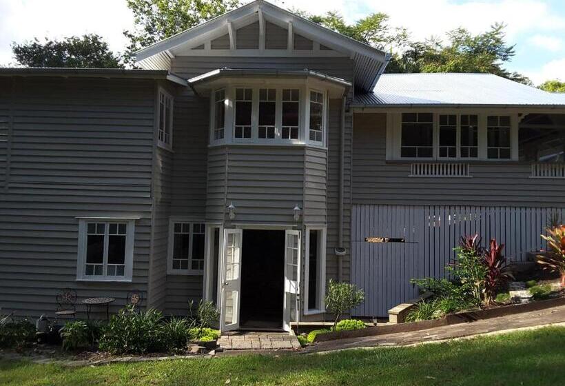 דירת שני חדרים, Keillor Lodge