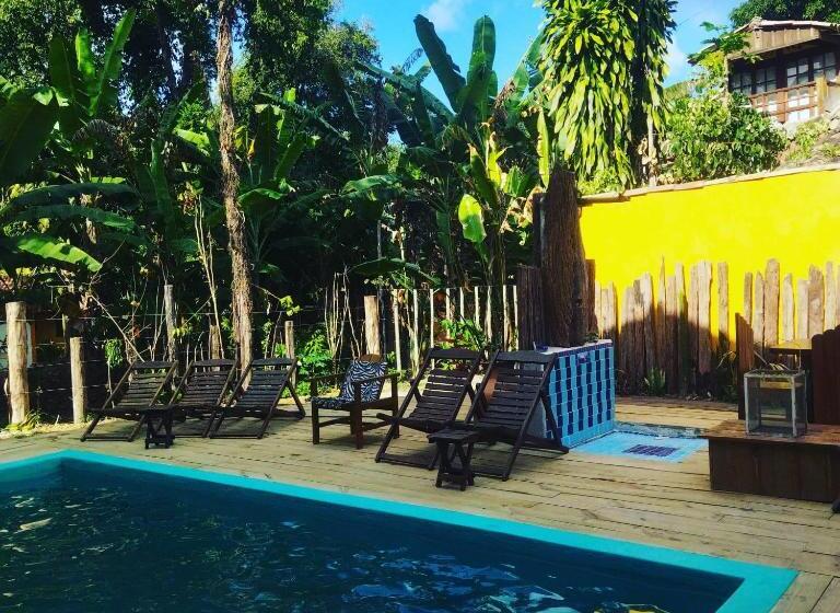 带阳台的三人标准间, Residencia La Bussola