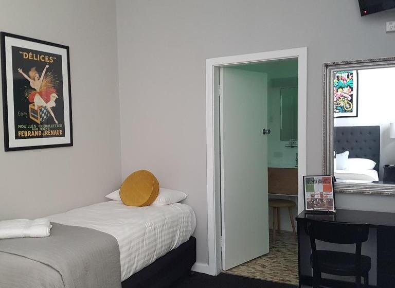 חדר סטנדרט, Northern Star