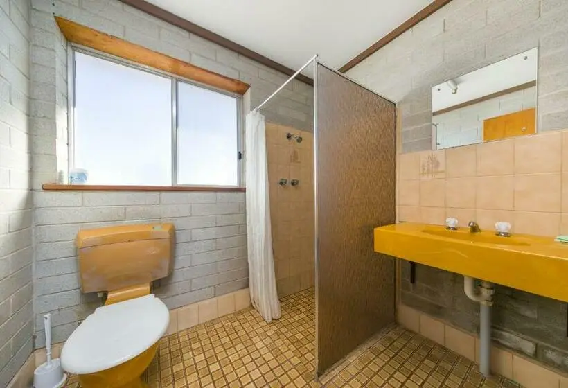Quarto standard, Nullarbor Roadhouse