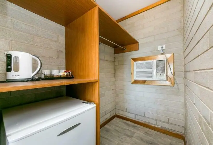 Quarto standard, Nullarbor Roadhouse