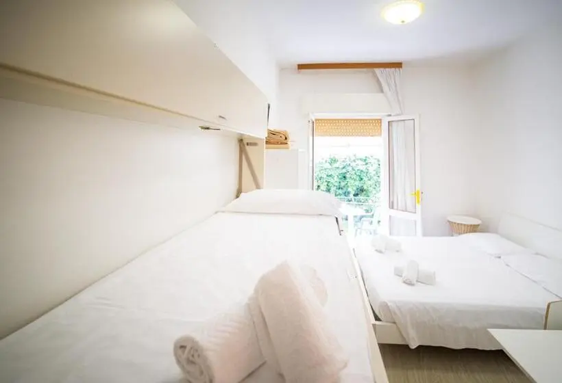 4 Bett Standardzimmer, Villa Delfa