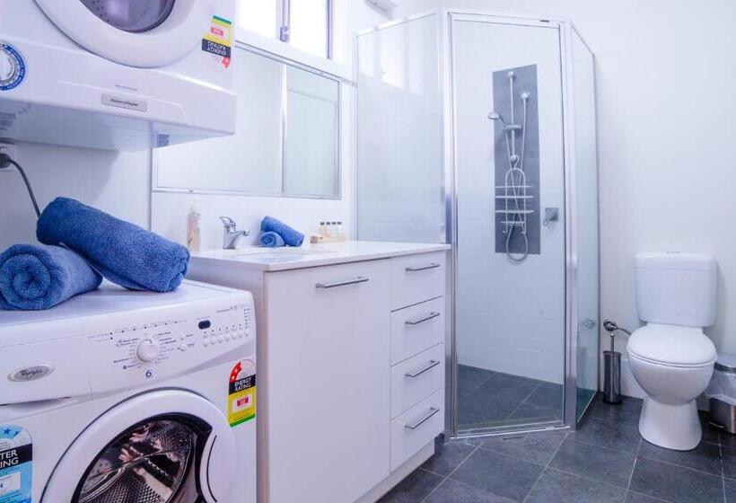 带大床的套房, Onslow Beach Resort