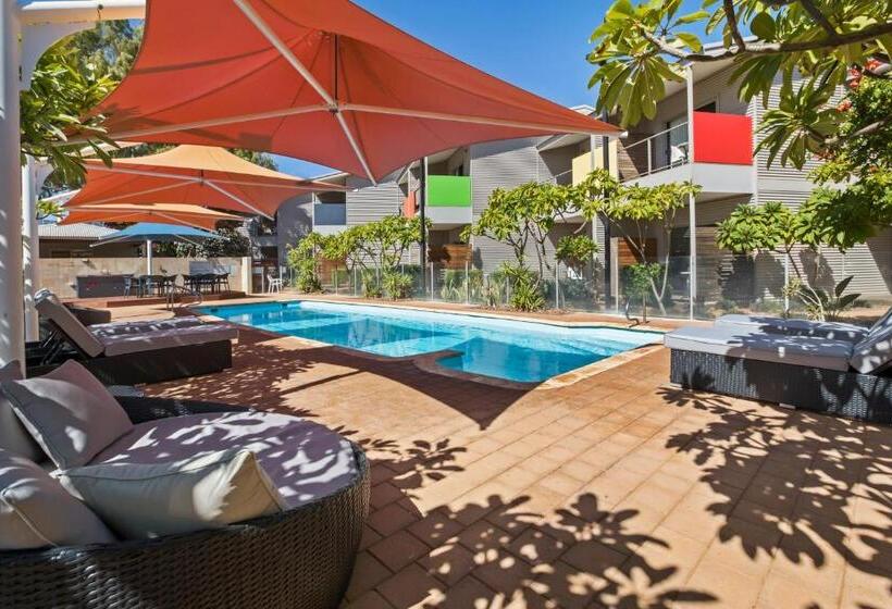 家庭套房, Onslow Beach Resort