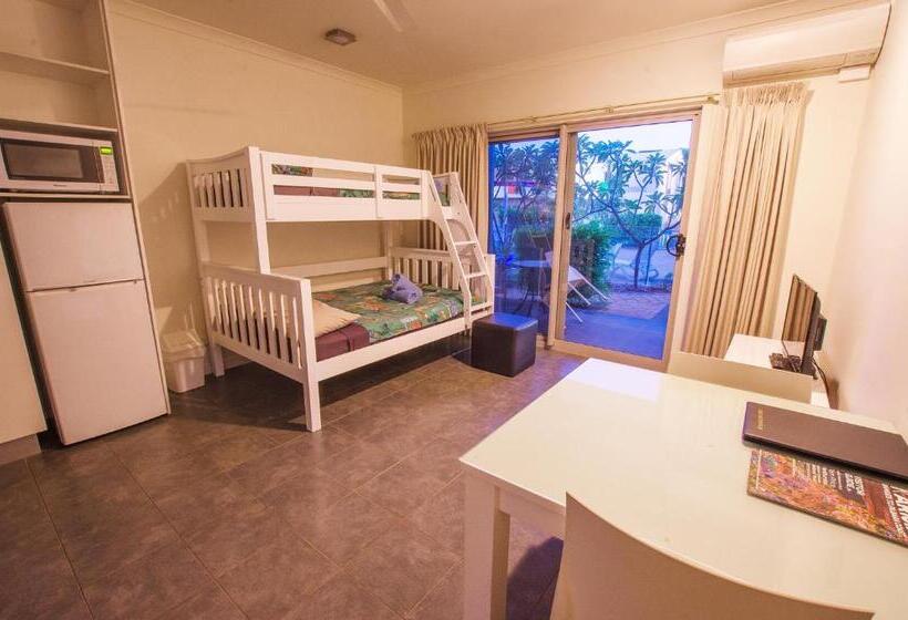 家庭套房, Onslow Beach Resort