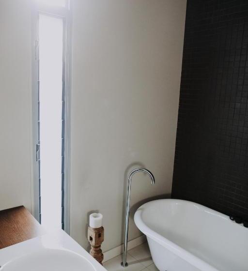 带特大床的标准间, Belvoir Pavilions Near Berry