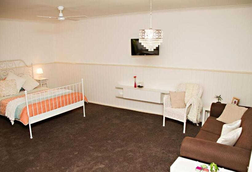 Хижина, Bielby's Hideaway