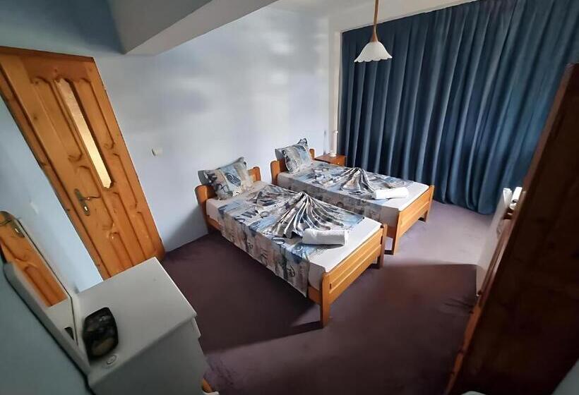 חדר סטנדרט, Guesthouse Flora